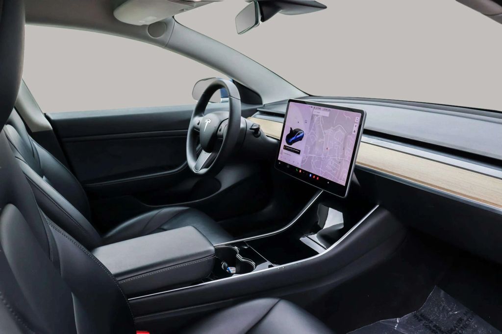 2020 TESLA MODEL 3 SEDAN AC ELECTRIC MOTOR STANDARD RANGE PLUS SEDAN 4D