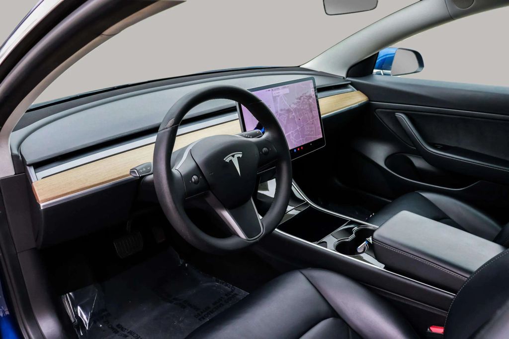 2020 TESLA MODEL 3 SEDAN AC ELECTRIC MOTOR STANDARD RANGE PLUS SEDAN 4D