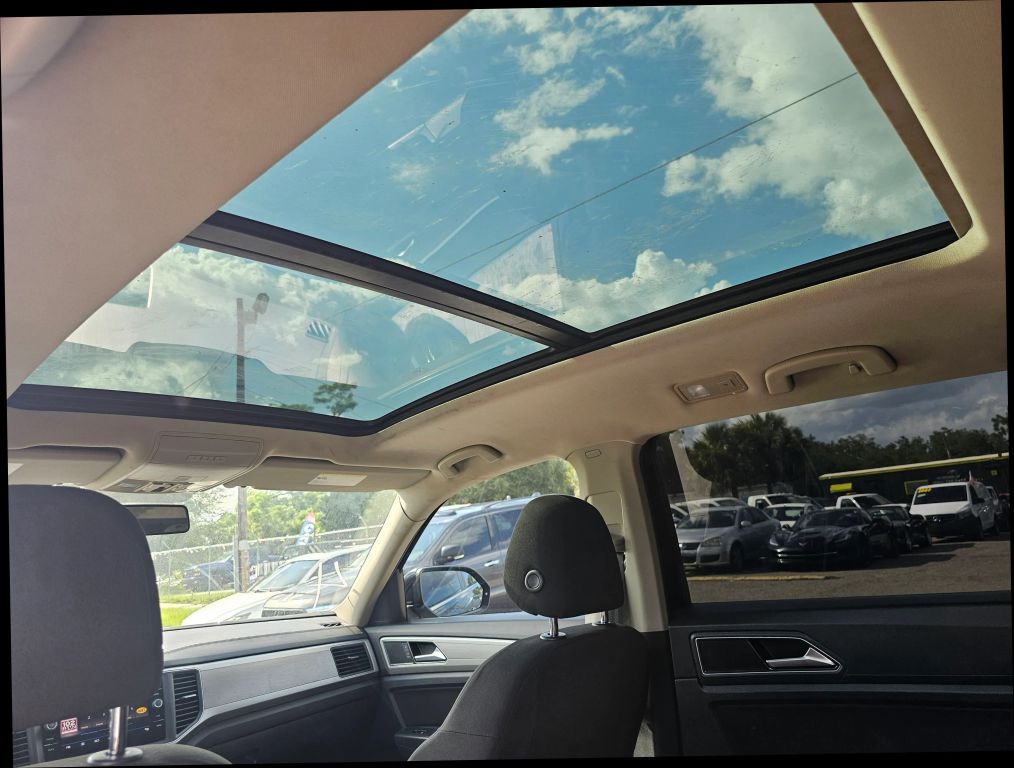 2018 Volkswagen Atlas - Image 10 2018 Volkswagen Atlas - Image 10