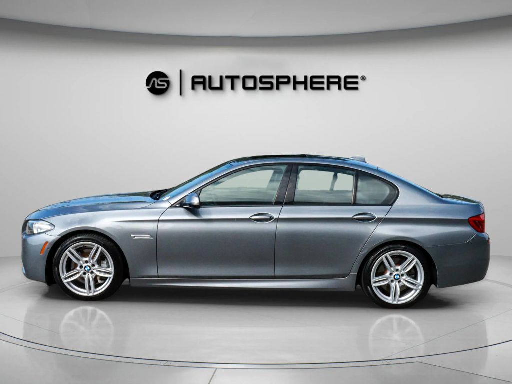 2016 BMW 5 SERIES SEDAN V8, TWIN TURBO, 4.4 LITER 550I SEDAN 4D