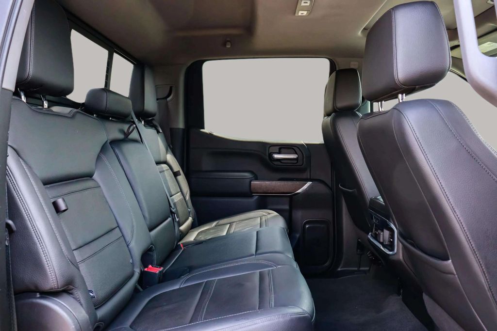 2020 GMC SIERRA 1500 CREW CAB PICKUP 6-CYL, TURBO DIESEL, 3.0 LITER DENALI PICKUP 4D 5 3/4 FT