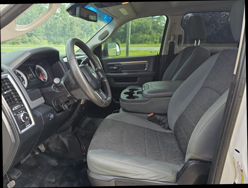 2014 Ram 4500 Crew Cab & Chassis - Image 23