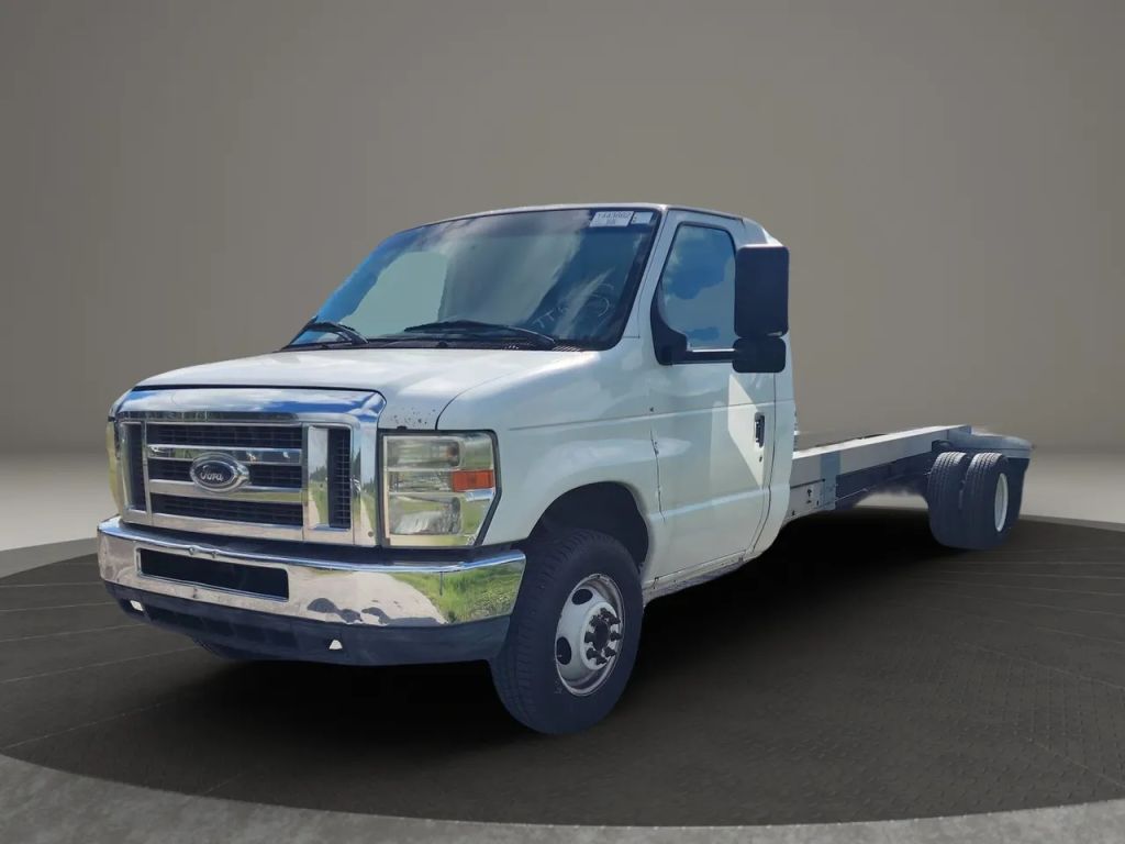 2011 Ford Commercial E450 - Image 1 2011 Ford Commercial E450 - Image 1