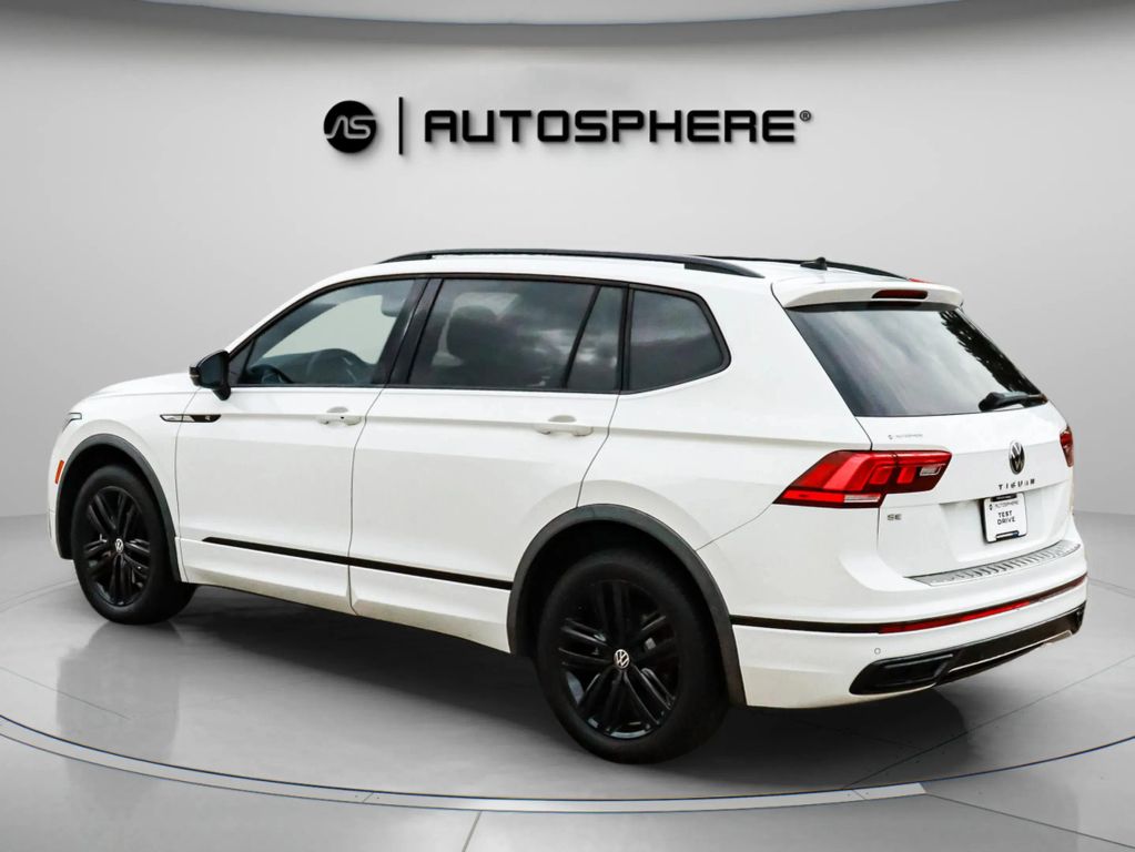 2022 VOLKSWAGEN TIGUAN SUV 4-CYL, TURBO, 2.0 LITER SE R-LINE BLACK SPORT UTILITY 4D