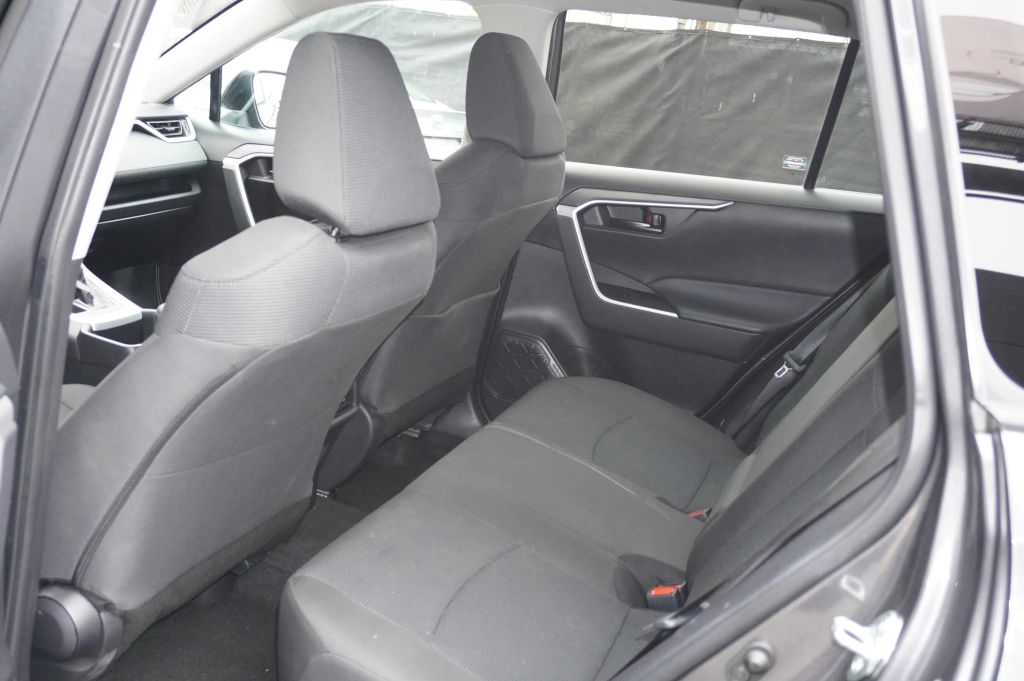 2024 TOYOTA RAV4 SUV 4-CYL, DYNAMIC-FORCE, 2.5 LITER LE SPORT UTILITY 4D