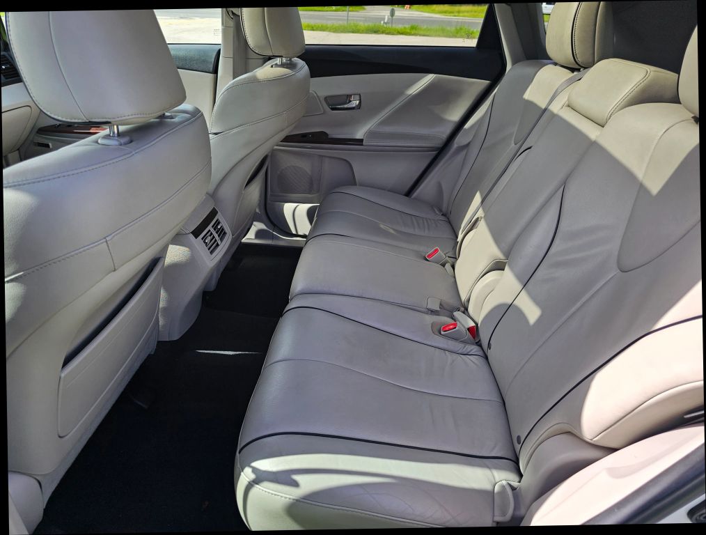 2011 Toyota Venza - Image 14 2011 Toyota Venza - Image 14