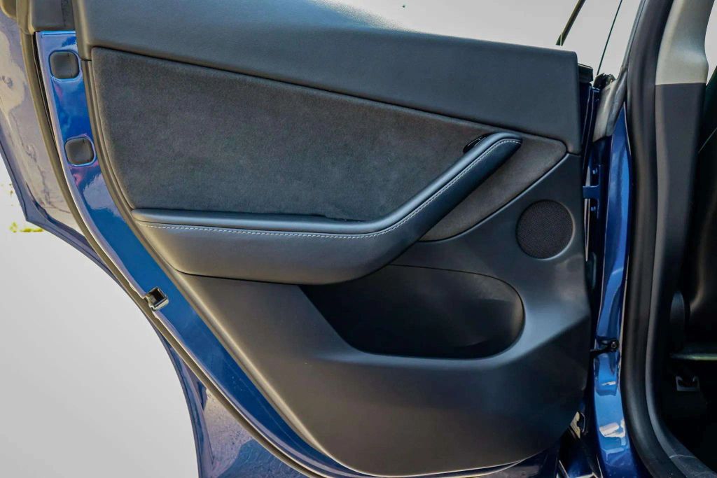 2020 TESLA MODEL Y SUV DUAL AC ELECTRIC MOTORS PERFORMANCE SPORT UTILITY 4D