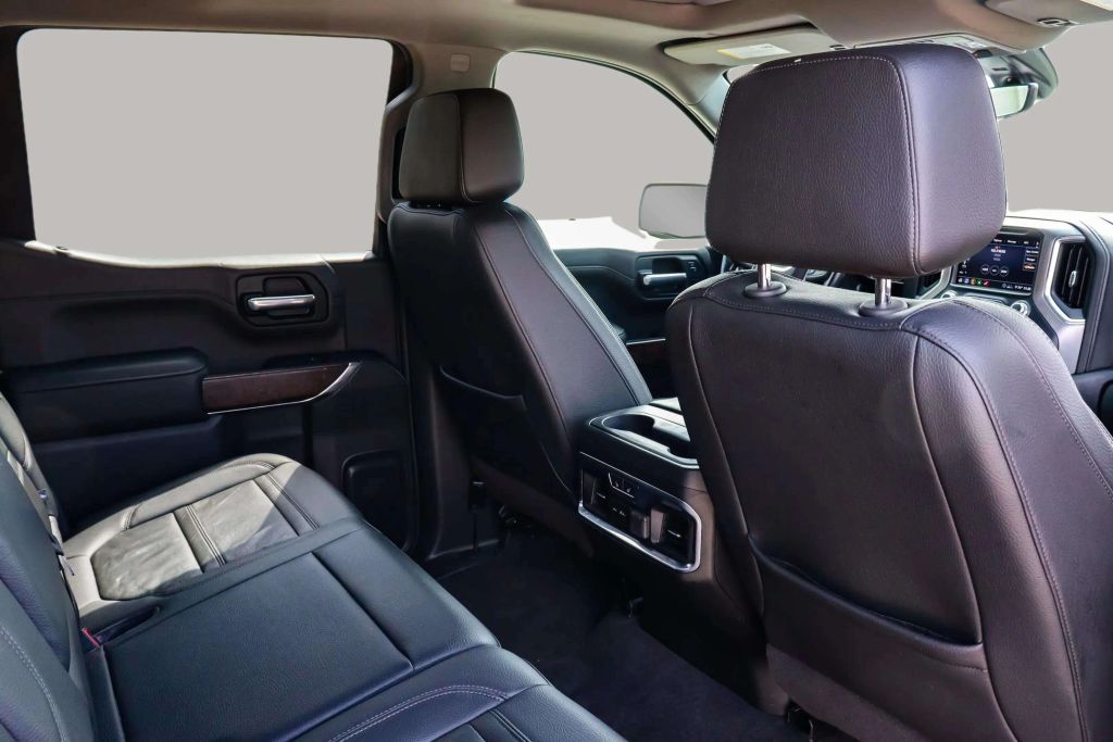 2020 GMC SIERRA 1500 CREW CAB PICKUP 6-CYL, TURBO DIESEL, 3.0 LITER DENALI PICKUP 4D 5 3/4 FT
