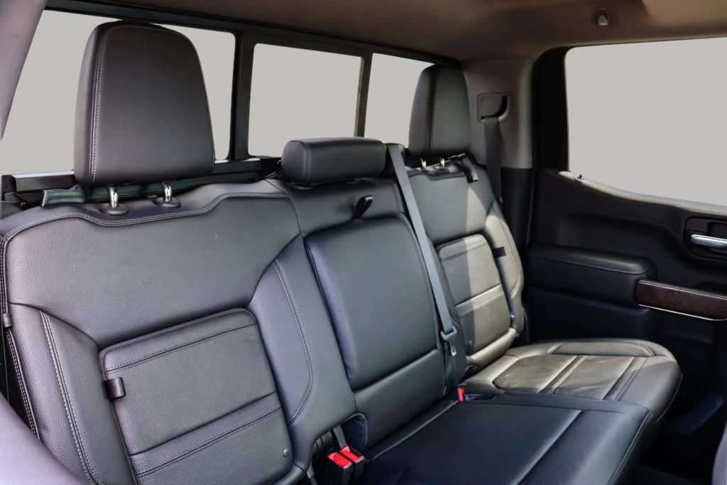2020 GMC SIERRA 1500 CREW CAB PICKUP 6-CYL, TURBO DIESEL, 3.0 LITER DENALI PICKUP 4D 5 3/4 FT