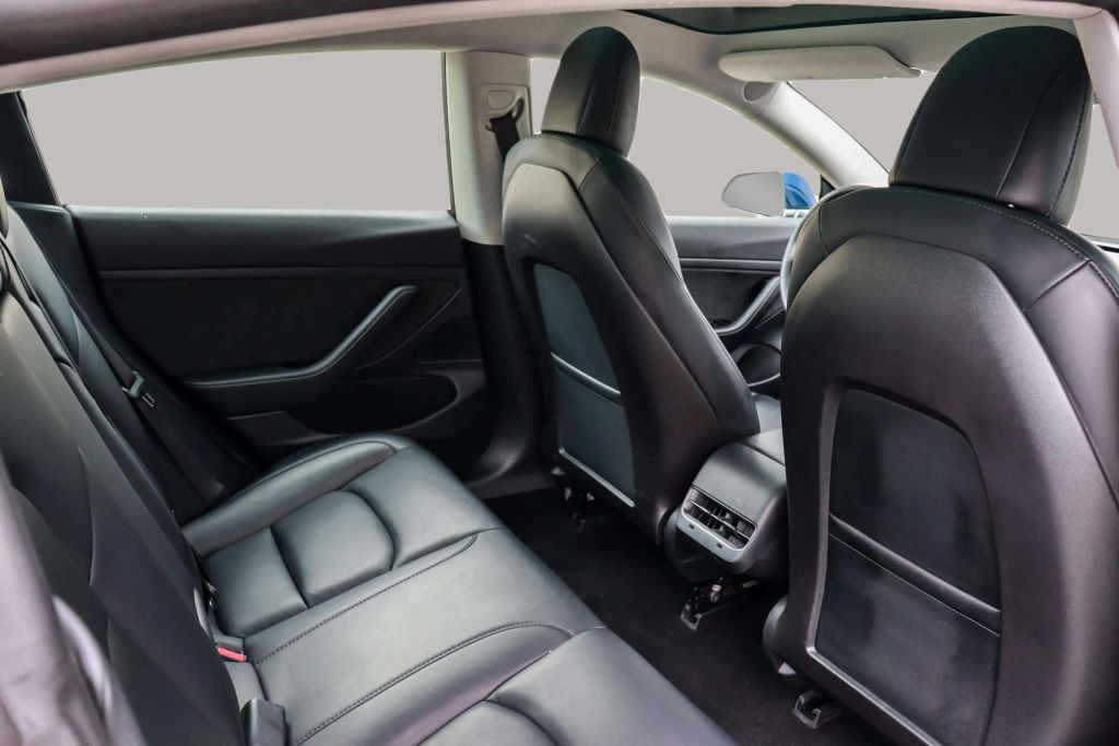 2020 TESLA MODEL 3 SEDAN AC ELECTRIC MOTOR STANDARD RANGE PLUS SEDAN 4D