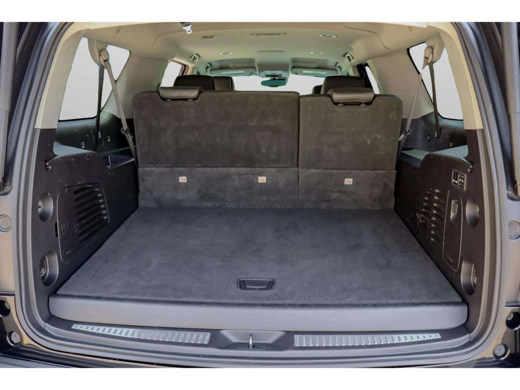 2018 CHEVROLET SUBURBAN SUV V8, ECOTEC3, 5.3 LITER PREMIER SPORT UTILITY 4D