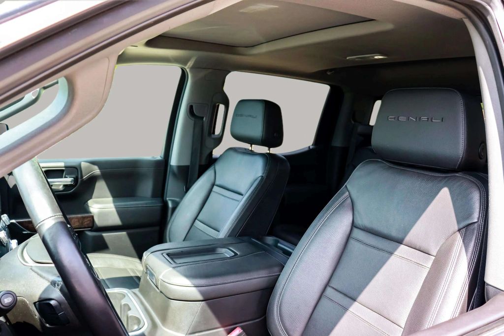 2020 GMC SIERRA 1500 CREW CAB PICKUP 6-CYL, TURBO DIESEL, 3.0 LITER DENALI PICKUP 4D 5 3/4 FT