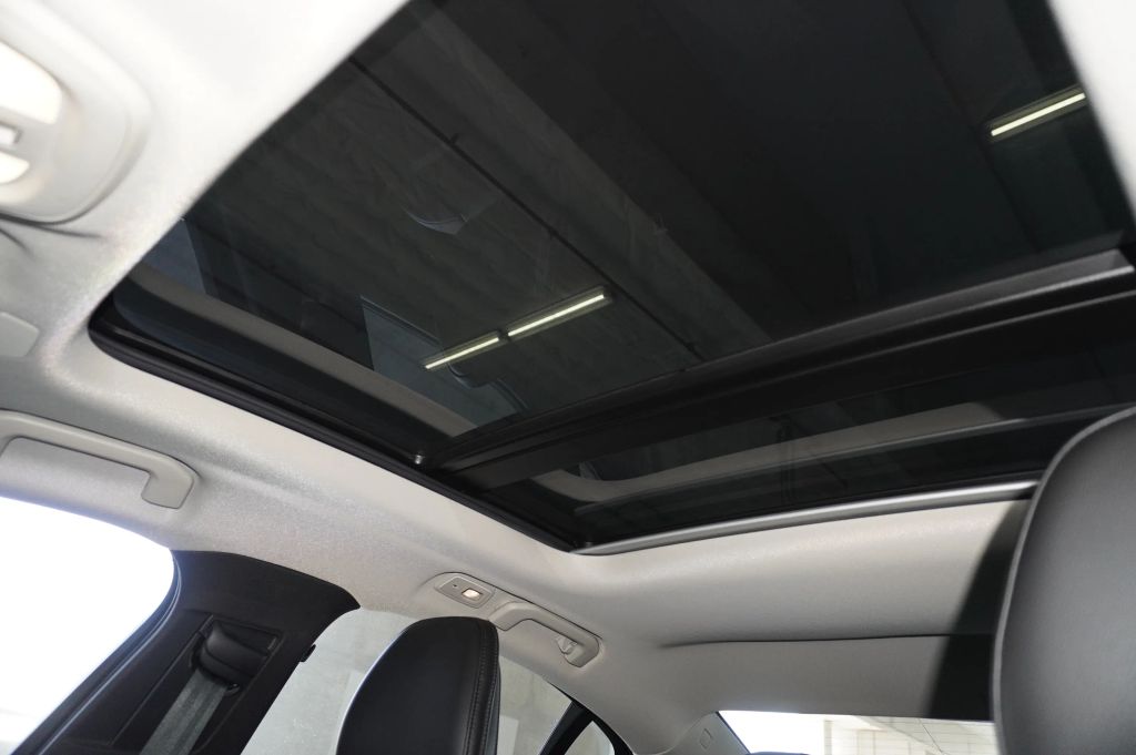 2024 VOLVO S60 SEDAN 4-CYL, TURBO, 2.0 LITER B5 CORE DARK THEME SEDAN 4D