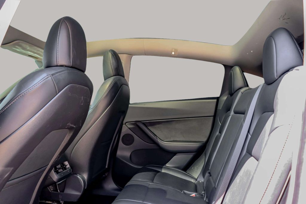 2021 TESLA MODEL Y SUV DUAL AC ELECTRIC MOTORS LONG RANGE SPORT UTILITY 4D