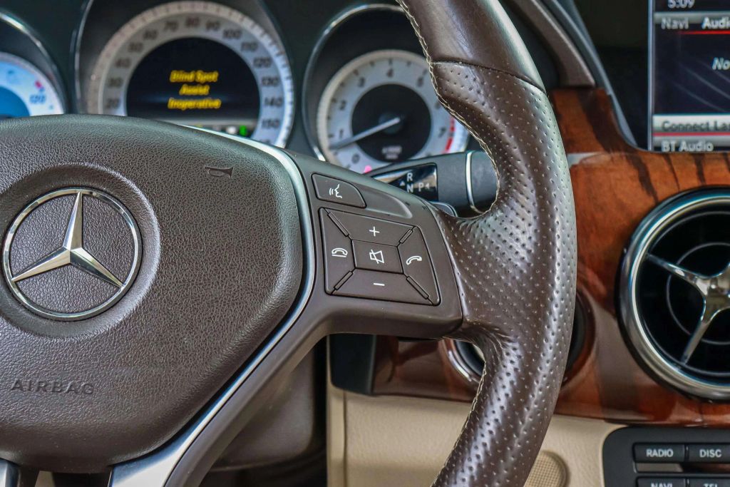 2013 MERCEDES-BENZ GLK-CLASS SUV V6, 3.5 LITER GLK 350 SPORT UTILITY 4D
