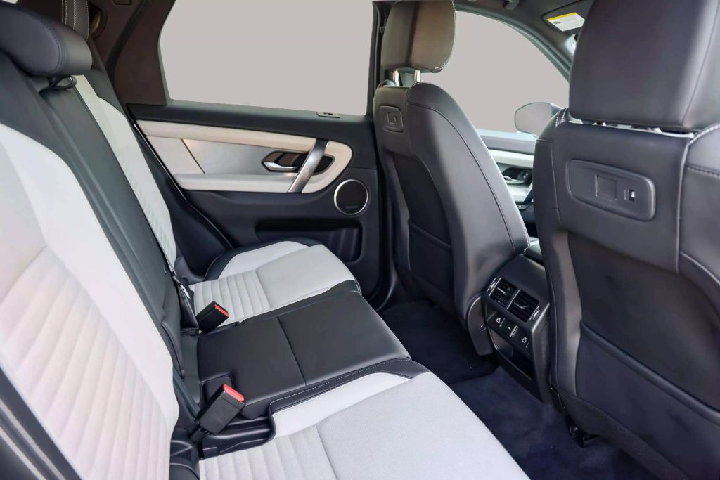2023 LAND ROVER DISCOVERY SPORT SUV 4-CYL, TURBOCHARGED, 2.0 LITER S R-DYNAMIC SPORT UTILITY 4D