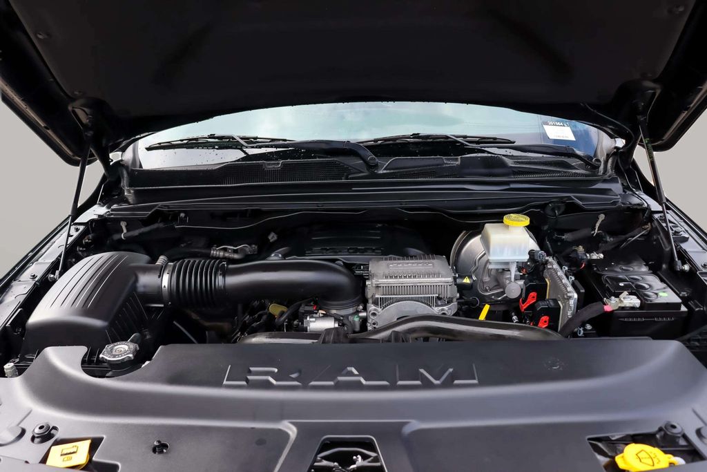 2020 RAM 1500 CREW CAB PICKUP V8, HEMI, ETORQUE, 5.7 LITER LIMITED PICKUP 4D 5 1/2 FT