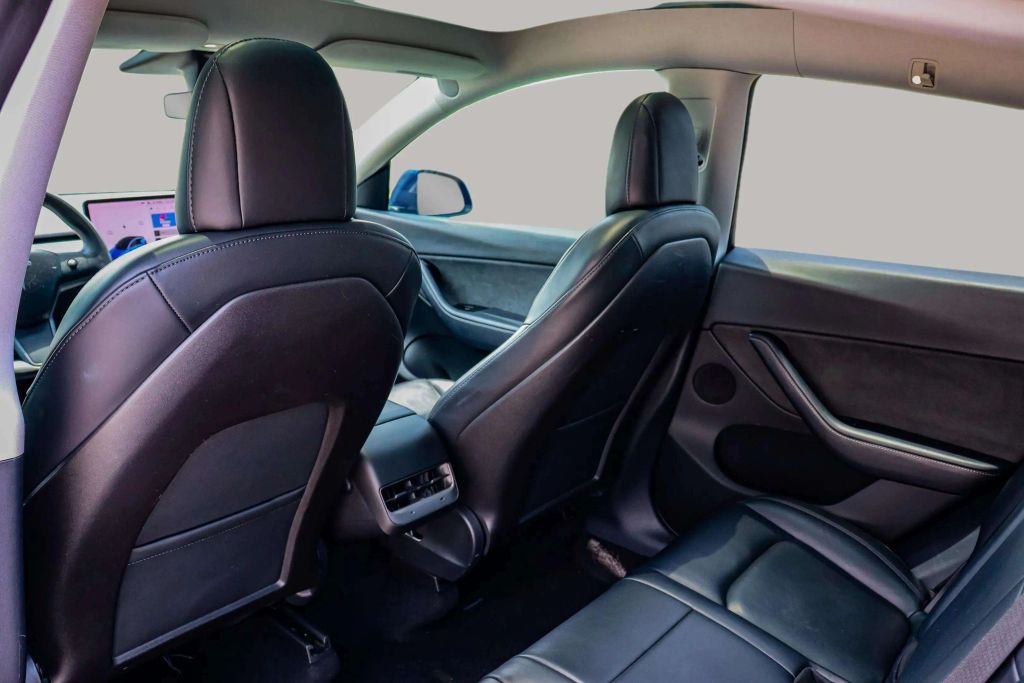 2020 TESLA MODEL Y SUV DUAL AC ELECTRIC MOTORS PERFORMANCE SPORT UTILITY 4D