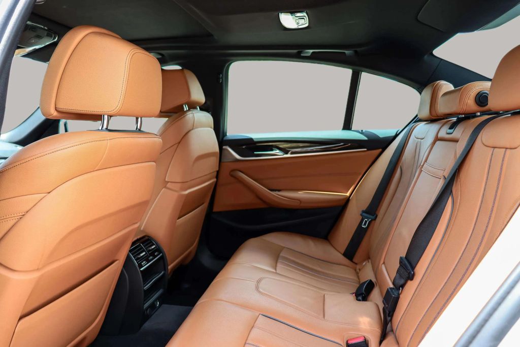 2019 BMW 5 SERIES SEDAN 4-CYL, TURBO, 2.0 LITER 530I SEDAN 4D