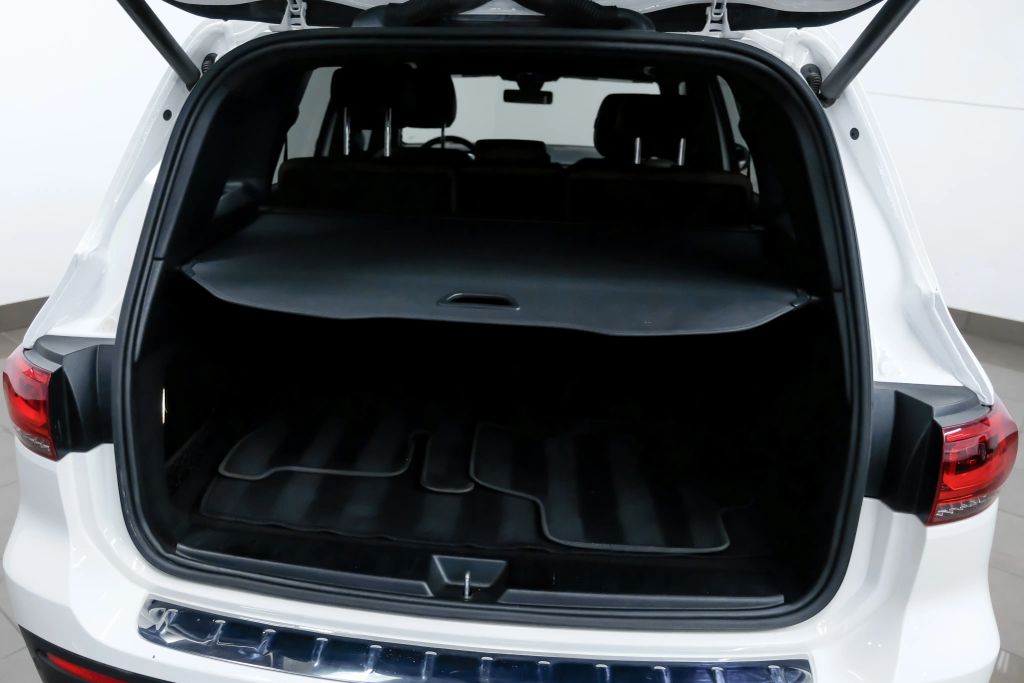 2022 MERCEDES-BENZ GLB SUV 4-CYL, TURBO, 2.0 LITER GLB 250 4MATIC SPORT UTILITY 4D