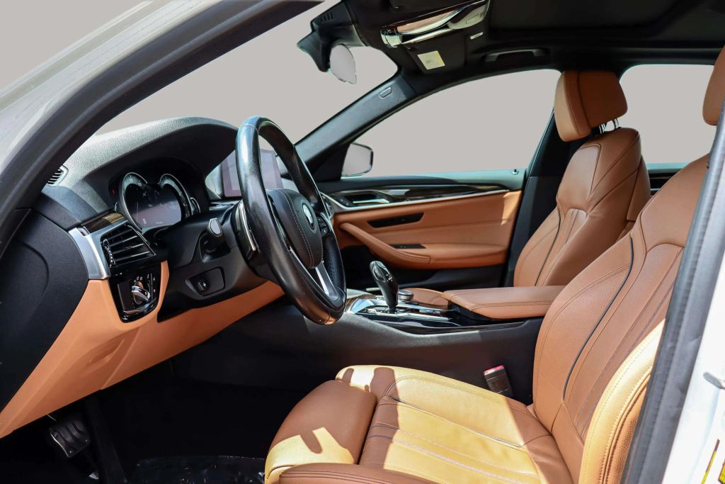 2019 BMW 5 SERIES SEDAN 4-CYL, TURBO, 2.0 LITER 530I SEDAN 4D