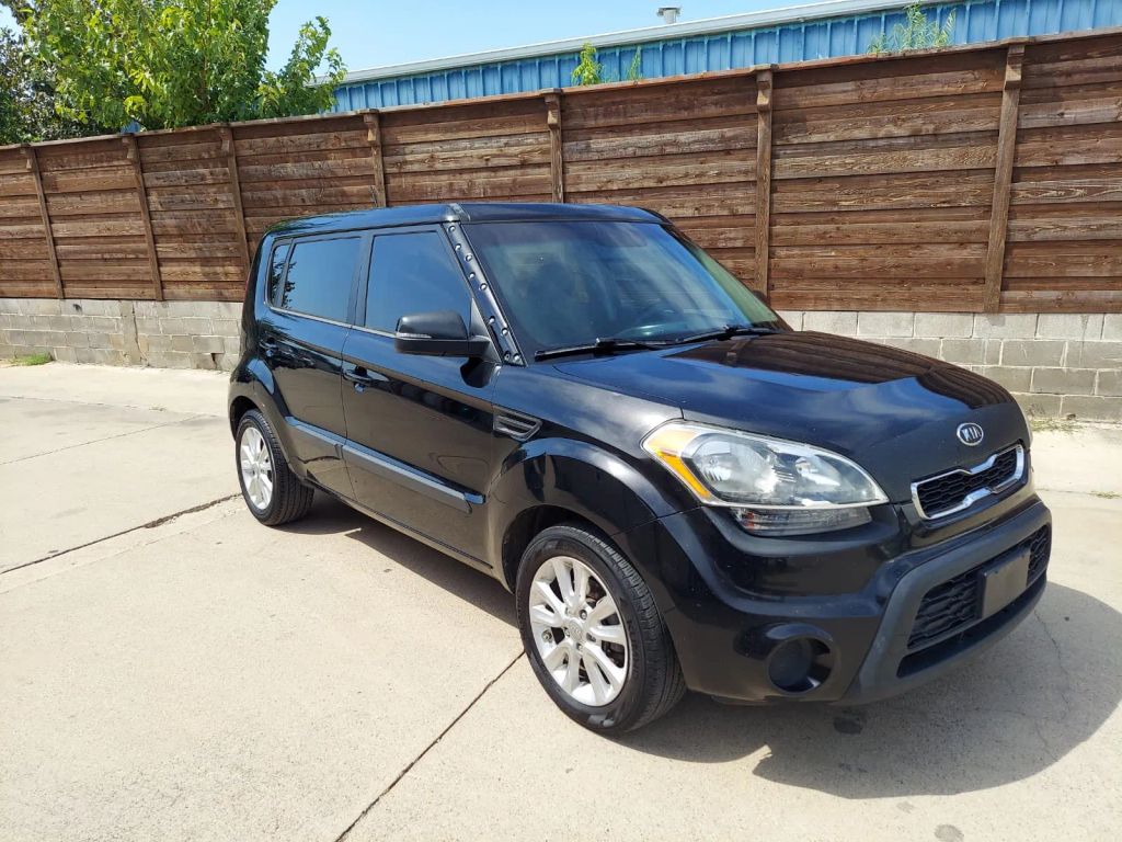 2012 Kia Soul +