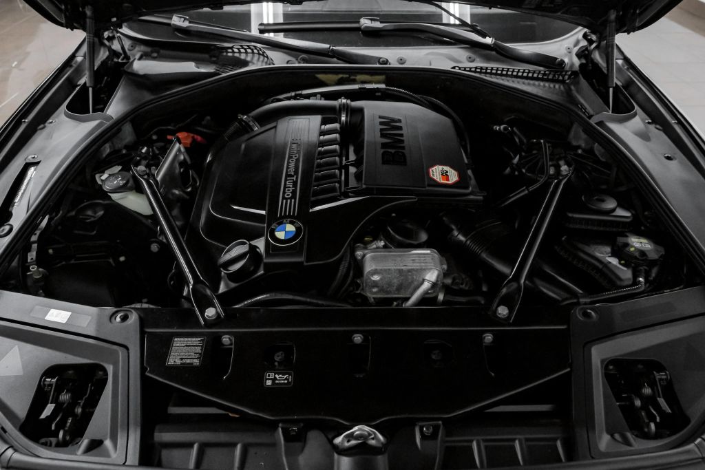2016 BMW 5 SERIES SEDAN 6-CYL, TURBO, 3.0 LITER 535I XDRIVE SEDAN 4D