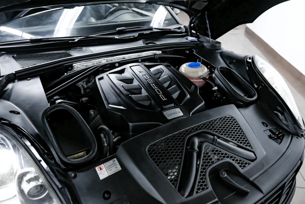 2016 PORSCHE MACAN SUV V6, TWIN TURBO, 3.0 LITER S SPORT UTILITY 4D