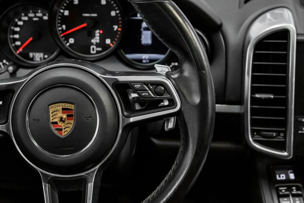 2018 PORSCHE CAYENNE SUV V6, 3.6 LITER PLATINUM EDITION SPORT UTILITY 4D