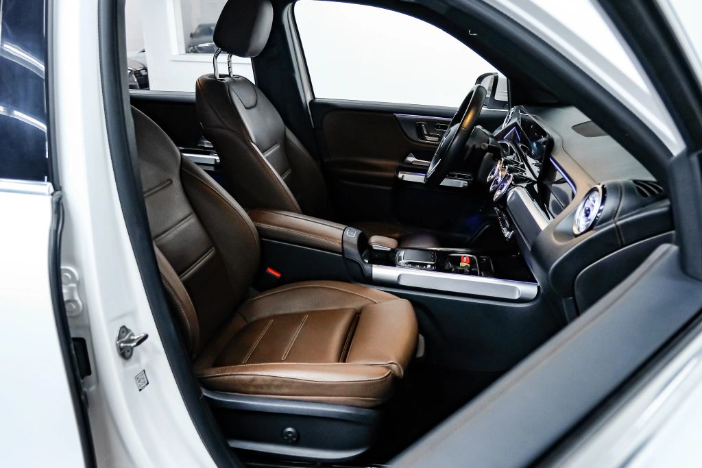 2022 MERCEDES-BENZ GLB SUV 4-CYL, TURBO, 2.0 LITER GLB 250 4MATIC SPORT UTILITY 4D
