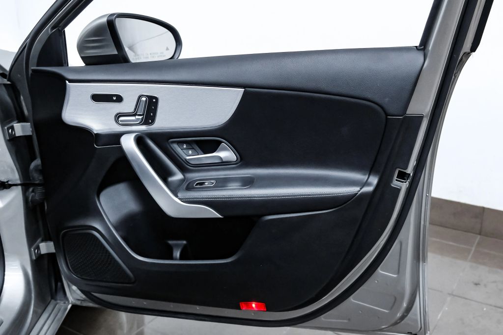 2019 MERCEDES-BENZ A-CLASS SEDAN 4-CYL, TURBO, 2.0 LITER A 220 SEDAN 4D