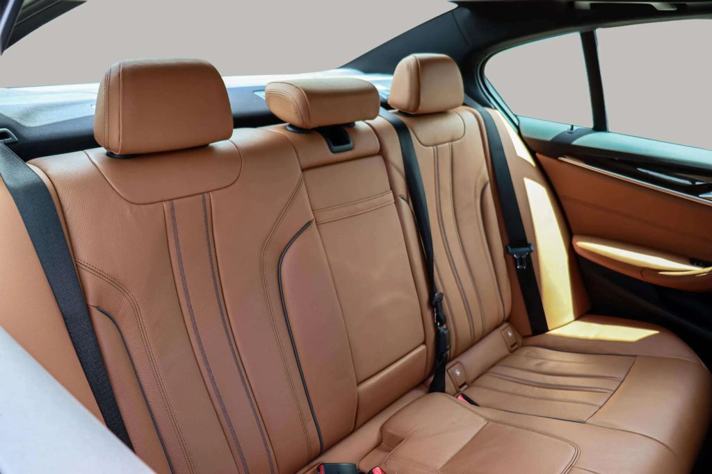 2019 BMW 5 SERIES SEDAN 4-CYL, TURBO, 2.0 LITER 530I SEDAN 4D