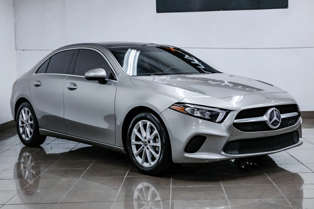 2019 MERCEDES-BENZ A-CLASS SEDAN 4-CYL, TURBO, 2.0 LITER A 220 SEDAN 4D