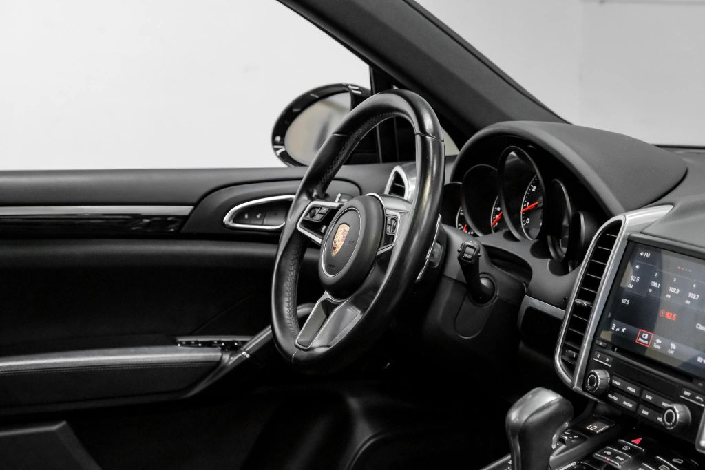 2018 PORSCHE CAYENNE SUV V6, 3.6 LITER PLATINUM EDITION SPORT UTILITY 4D