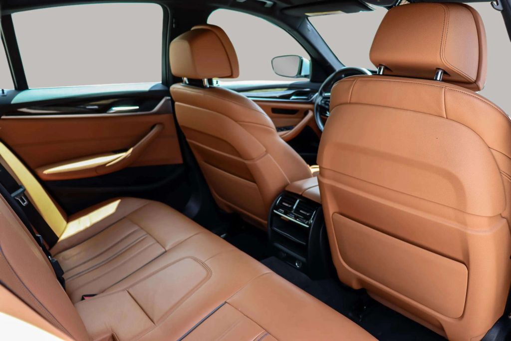 2019 BMW 5 SERIES SEDAN 4-CYL, TURBO, 2.0 LITER 530I SEDAN 4D