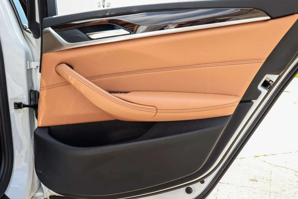 2019 BMW 5 SERIES SEDAN 4-CYL, TURBO, 2.0 LITER 530I SEDAN 4D
