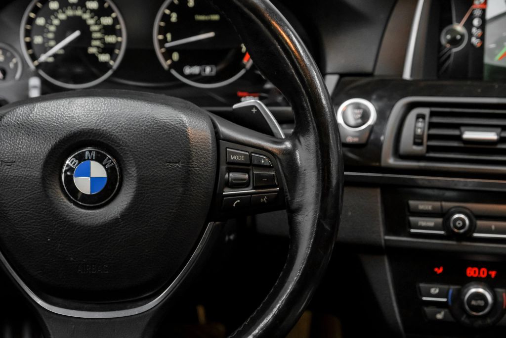 2016 BMW 5 SERIES SEDAN 6-CYL, TURBO, 3.0 LITER 535I XDRIVE SEDAN 4D