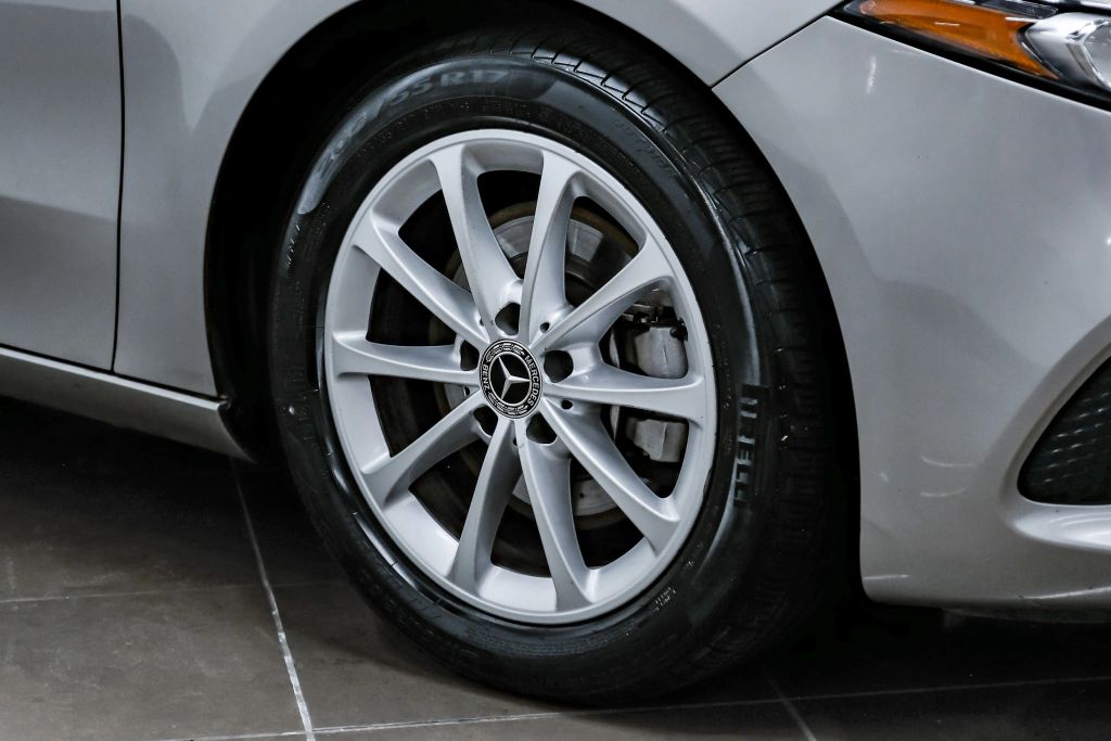 2019 MERCEDES-BENZ A-CLASS SEDAN 4-CYL, TURBO, 2.0 LITER A 220 SEDAN 4D