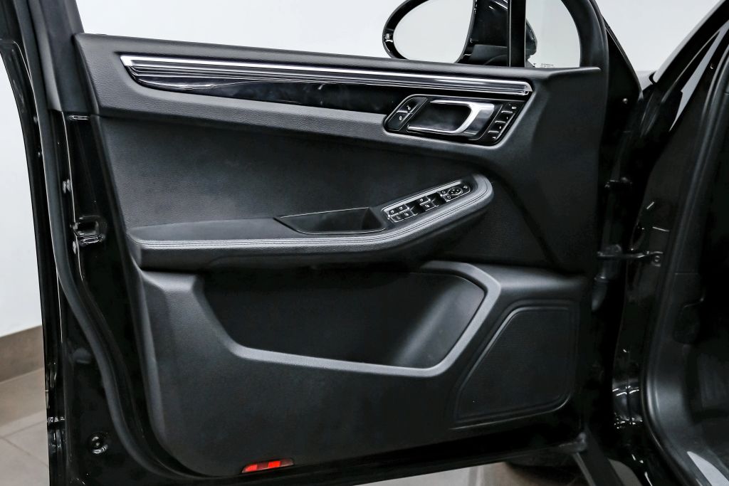 2016 PORSCHE MACAN SUV V6, TWIN TURBO, 3.0 LITER S SPORT UTILITY 4D