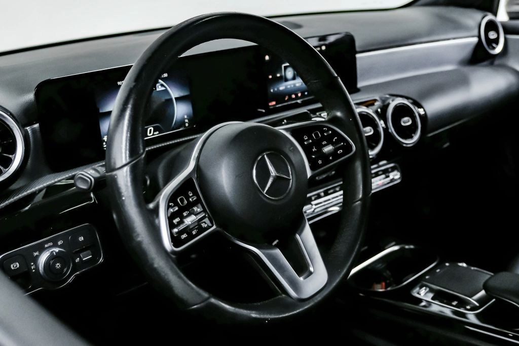 2019 MERCEDES-BENZ A-CLASS SEDAN 4-CYL, TURBO, 2.0 LITER A 220 SEDAN 4D