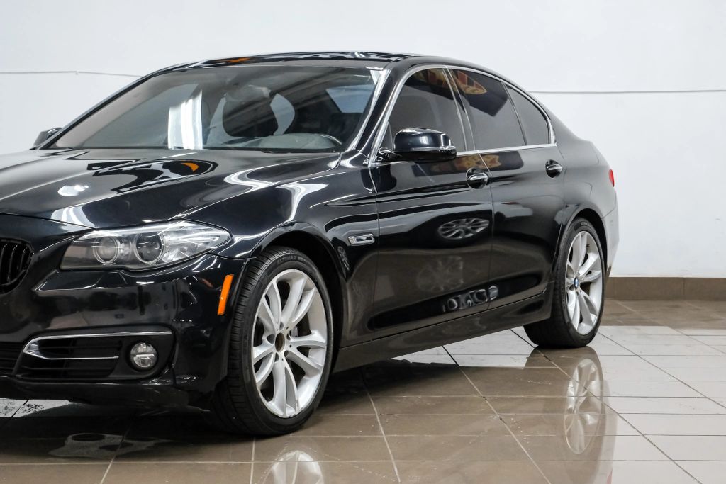 2016 BMW 5 SERIES SEDAN 6-CYL, TURBO, 3.0 LITER 535I XDRIVE SEDAN 4D