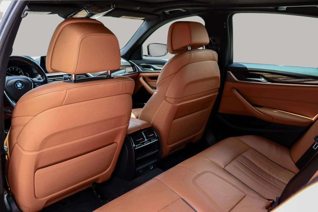 2019 BMW 5 SERIES SEDAN 4-CYL, TURBO, 2.0 LITER 530I SEDAN 4D