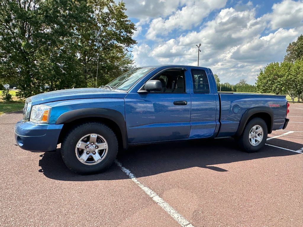 Used 2006 Dodge Dakota SLT with VIN 1D7HW42N66S627256 for sale in Souderton, PA