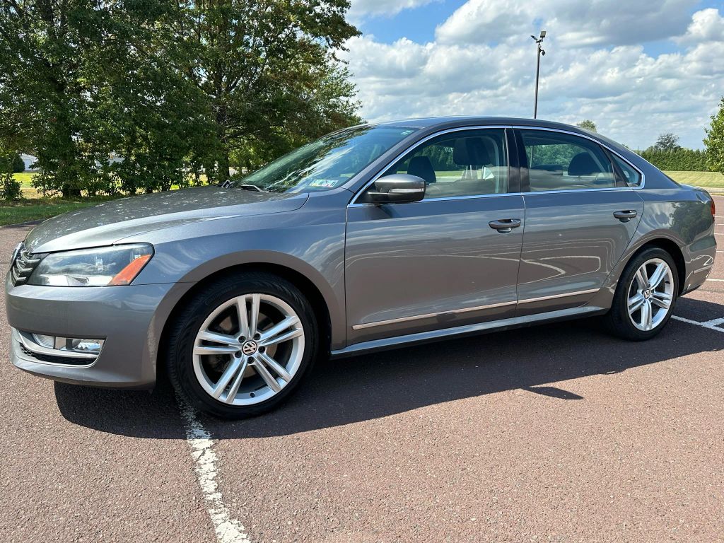 Used 2015 Volkswagen Passat SEL Premium with VIN 1VWCS7A34FC122647 for sale in Souderton, PA