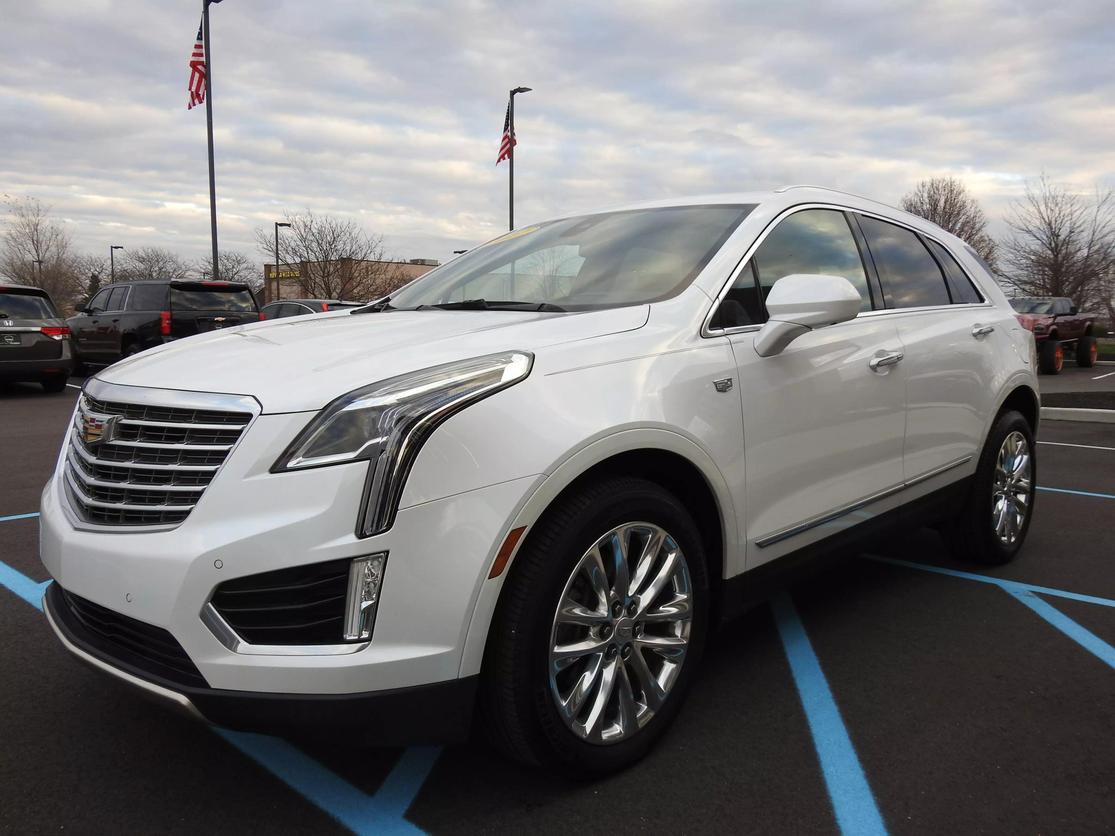 USED CADILLAC XT5 2017 for sale in Fishers, IN | Omega AutoSports LLC