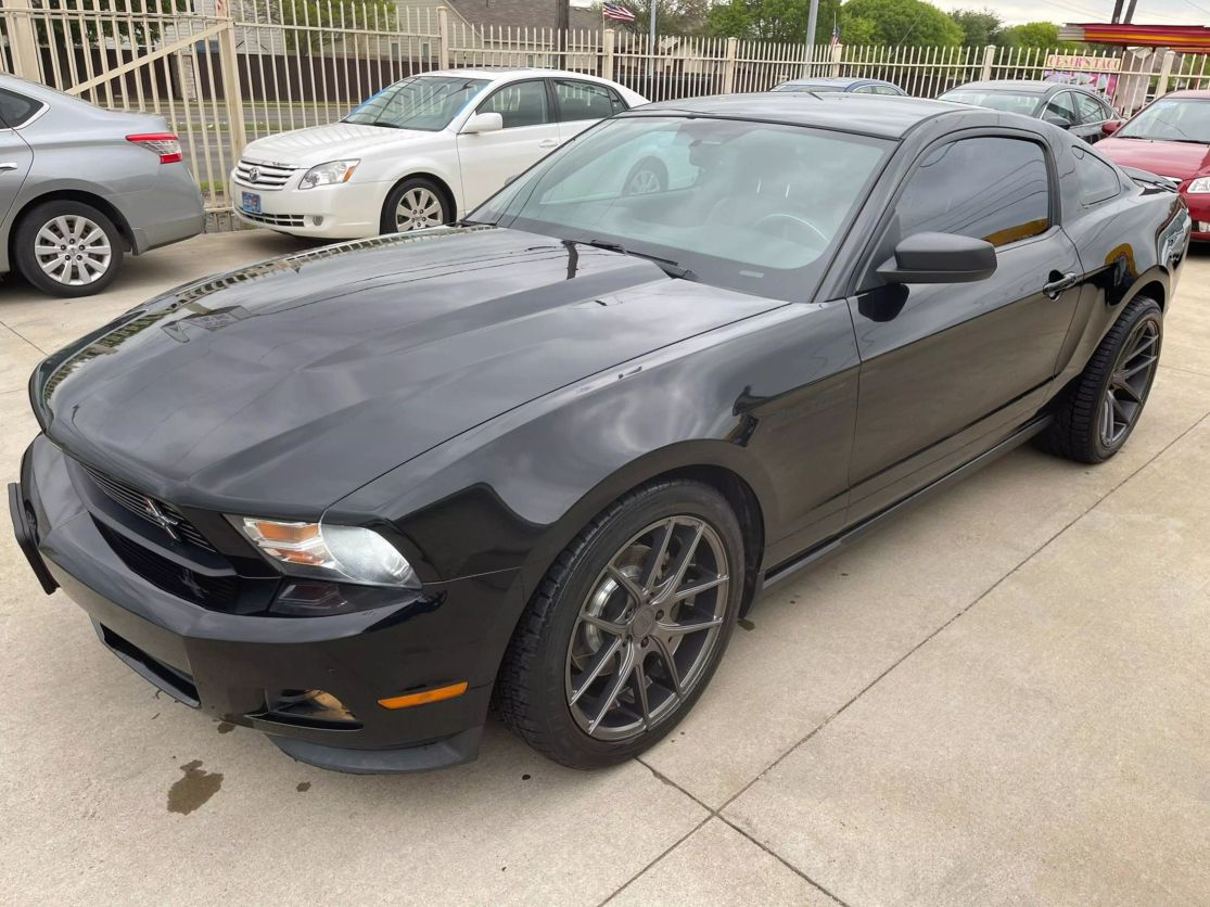 USED FORD MUSTANG 2012 for sale in Dallas, TX | 5 Stars Auto Sales