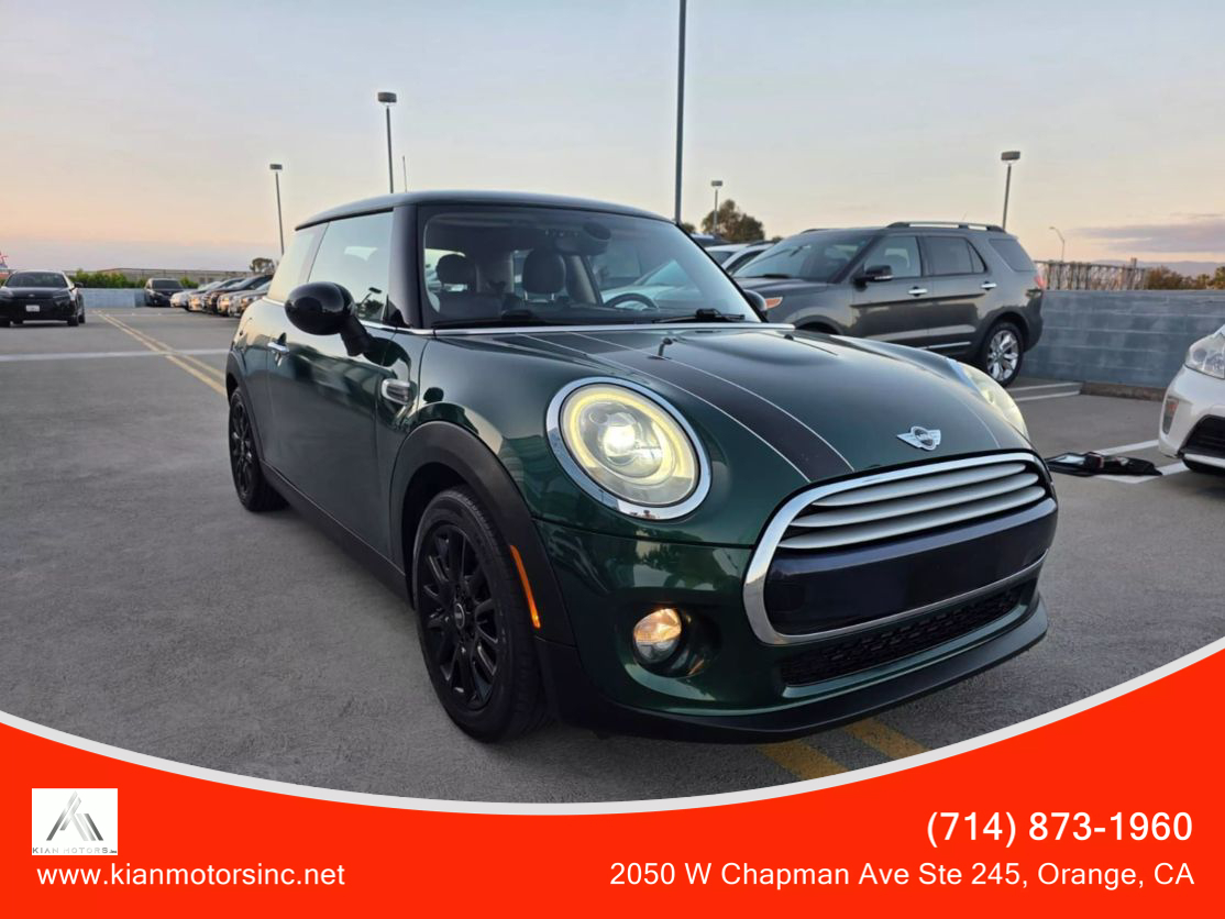 2015 MINI Cooper Base's photo