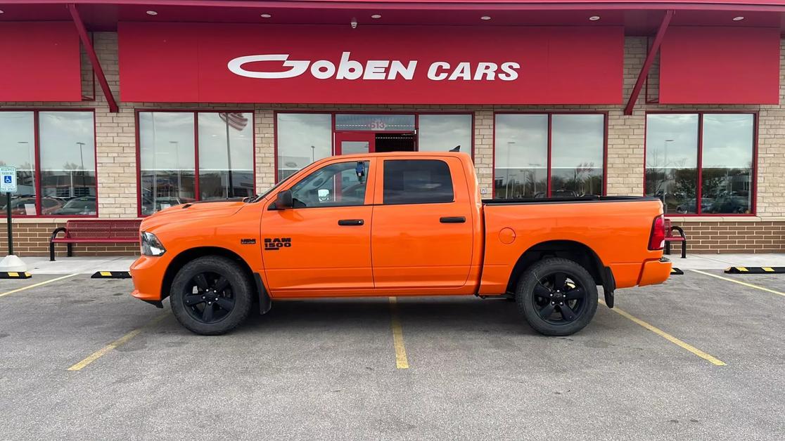 USED RAM 1500 CLASSIC CREW CAB 2019 for sale in Middleton WI