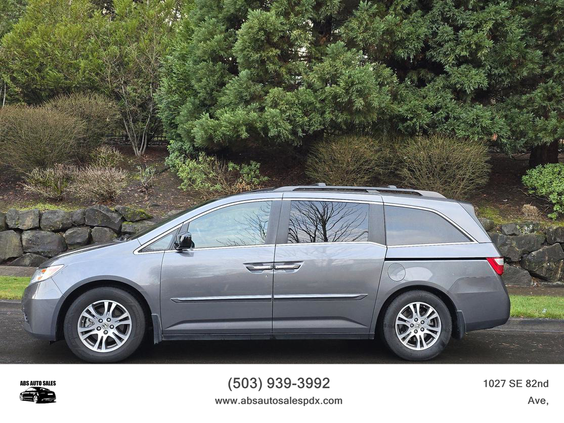 Honda Odyssey's photo