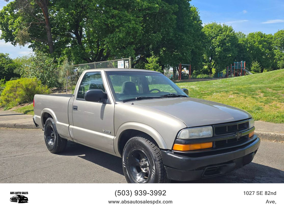 2001 Chevrolet S-10 LS